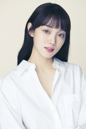 이성경